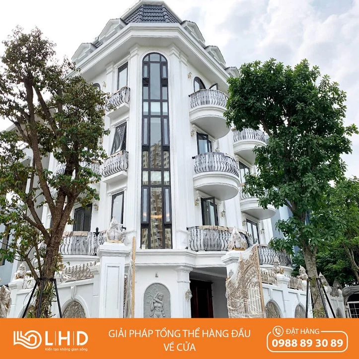 cửa nhôm xingfa biệt thự màu trắng 3