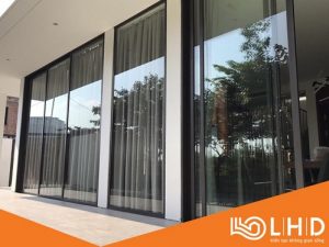 cửa trượt 3 ray nhôm xingfa 123 5